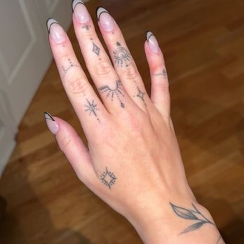 Ling Nails - Nail Salons Near Me - Jacksonville, Florida