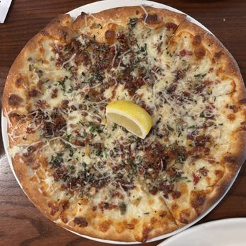 The Rye Grill & Bar - Clam pie - Diners Near Me - Rye, New York
