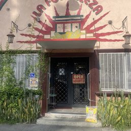Entrance on Ford, north of Cesar Chavez aka Evergreen
