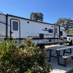 Sun Outdoors Paso Robles - So much space in between sites. And a nice elevation change throughout.