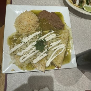 Garibaldi Mexican Bistro - Enchiladas Verdes (green enchiladas) - Mexican Near Me - Englewood, Colorado Garibaldi Mexican Bistro - Enchiladas Verdes (green enchiladas) - Mexican Near Me - Englewood, Colorado