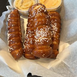 Pretzels with cheese Pretzels with cheese