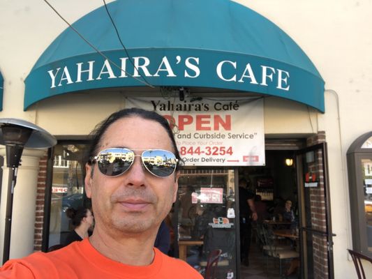 Yahaira's Cafe by null