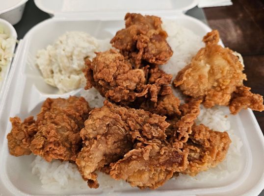 Photo of Back Home In Lahaina - Carson, CA, US. Lahaina Fried Chicken Plate