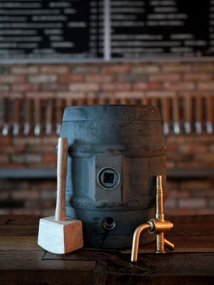 MUTED HORN by null