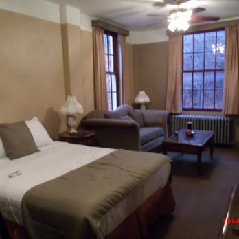 Jerome Grand Hotel - Room 37A - Hotels Near Me - Jerome, Arizona Jerome Grand Hotel - Room 37A - Hotels Near Me - Jerome, Arizona