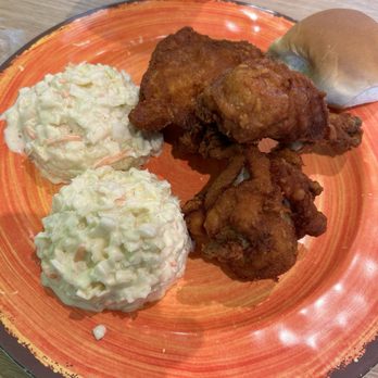 Pollo Campero - Crispy Krunchy, not greasy at all chicken - Latin American Near Me - Burbank, California