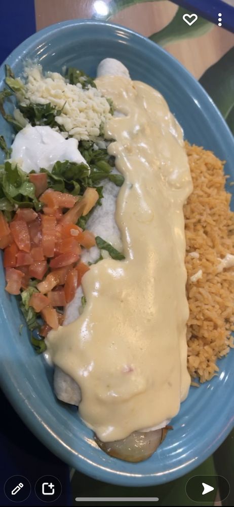 Sol Del Mar Mexican Grill Logo