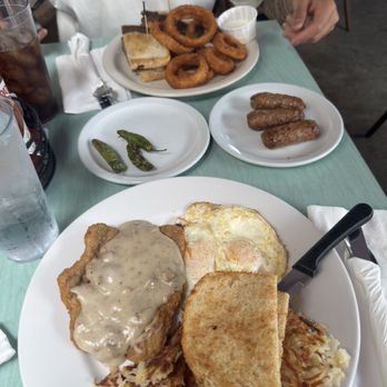 The Filling Station Cafe - Country Fried Steak and Patty Melt - Breakfast & Brunch Near Me - Orange, California