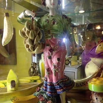 International Banana Museum - Museums Near Me - Mecca, California
