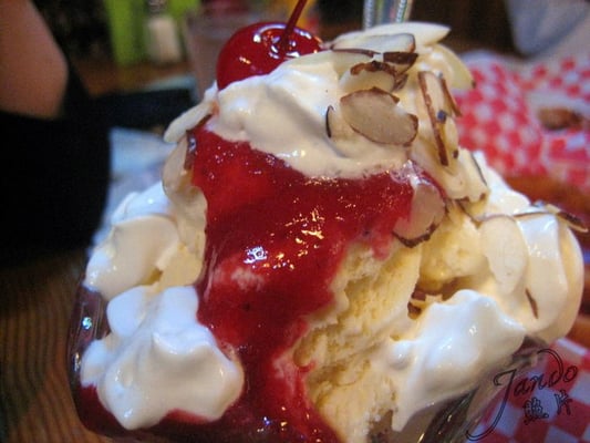 McCool's Pub & Grill by null