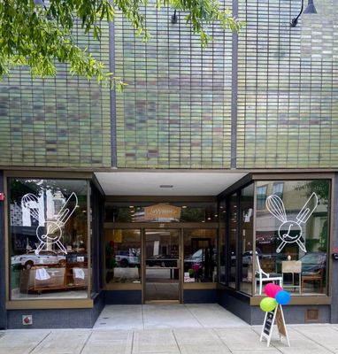 Lorraine's Bake Shop by null