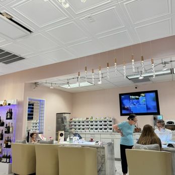 Eagle Beauty Lounge - Interior of the spa. The spa chairs are THE BEST. - Nail Salons Near Me - Boise, Idaho