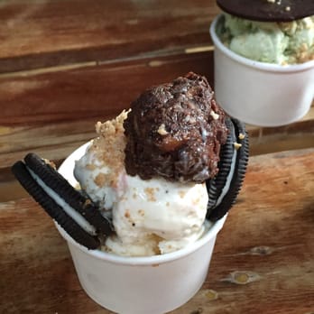 Sub Zero Cake & Gelato - This is highly recommended. Cheesecake Gelato with Oreos and Banana Chip Truffle - Gelato Near Me - Quezon City, NCR Sub Zero Cake & Gelato - This is highly recommended. Cheesecake Gelato with Oreos and Banana Chip Truffle - Gelato Near Me - Quezon City, NCR