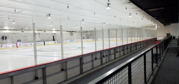 rink Etobicoke Central Arena, 44 Montgomery Rd, Toronto, ON M8X