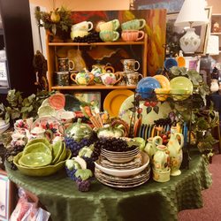 Carle BroMenn Resale Boutique