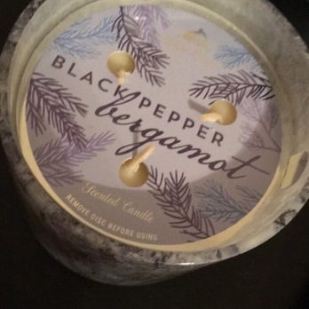 Bath & Body Works - Black pepper bergamot candle in a marbled glass - Cosmetics & Beauty Supply Near Me - Fresno, California Bath & Body Works - Black pepper bergamot candle in a marbled glass - Cosmetics & Beauty Supply Near Me - Fresno, California