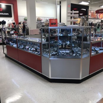 TJ Maxx - Department Stores Near Me - Meriden, Connecticut