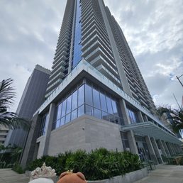 Located on the ground level of The Park (corner of Liona Street and Keeaumoku Street)