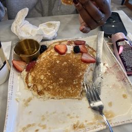 Pancakes... Chef's Kiss Pancakes... Chef's Kiss