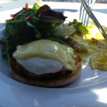 Evening Star Cafe - Crab cake benedict - New American Near Me - Alexandria, Virginia Evening Star Cafe - Crab cake benedict - New American Near Me - Alexandria, Virginia