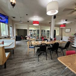 Midland Grocery & Frostee Freeze - Inside