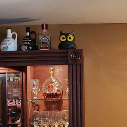 The Owl At Twilight - Bar area