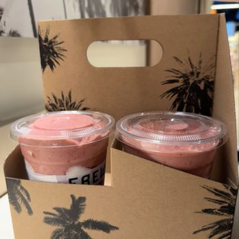 Erewhon Manhattan Beach - To go drinks - Grocery Near Me - Manhattan Beach, California Erewhon Manhattan Beach - To go drinks - Grocery Near Me - Manhattan Beach, California