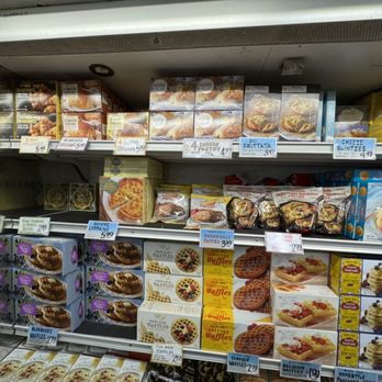 Trader Joe's - June 2024- Waffles - Grocery Near Me - Ventura, California Trader Joe's - June 2024- Waffles - Grocery Near Me - Ventura, California