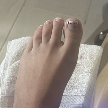 Lux Nails - I asked for hello kitty nails - Nail Salons Near Me - Vancouver, Washington