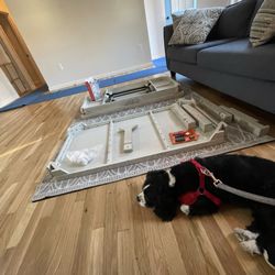Vanguard Moving Services - Mats running through the house to protect the floors