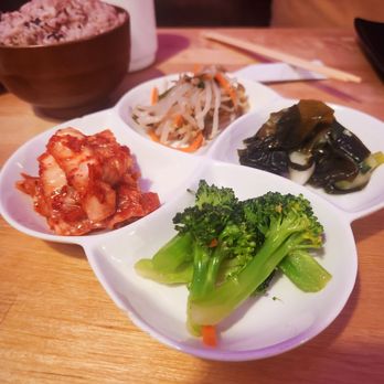 Jagalchi - Banchan - Korean Near Me - Honolulu, Hawaii
