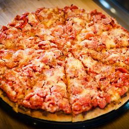 Deep Dish Pepperoni and Spinach Pizza Deep Dish Pepperoni and Spinach Pizza