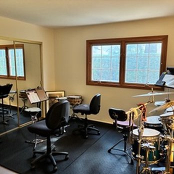 Professional Drum Lessons - Musical Instruments & Teachers Near Me - Simi Valley, California Professional Drum Lessons - Musical Instruments & Teachers Near Me - Simi Valley, California