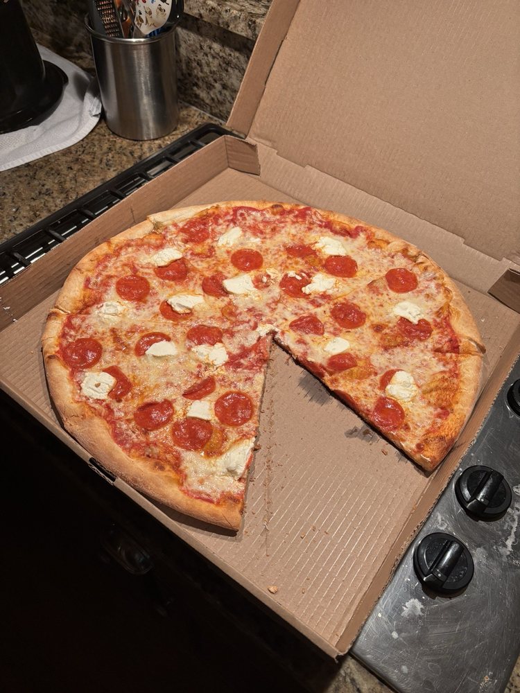 Mario's Pizzeria Logo