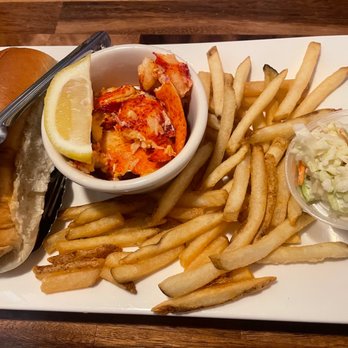 Salmon Run Fish House - Warm lobster roll. - Seafood Near Me - Lee, Massachusetts Salmon Run Fish House - Warm lobster roll. - Seafood Near Me - Lee, Massachusetts