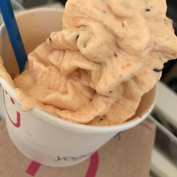 Yogen Früz - Passion fruit is my base option. Add mango or papaya for a tropical treat! - Juice Bars & Smoothies Near Me - Zapopán, JAL Yogen Früz - Passion fruit is my base option. Add mango or papaya for a tropical treat! - Juice Bars & Smoothies Near Me - Zapopán, JAL