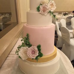 Custom Cakes by Adele