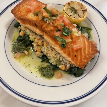 Old John's Diner - Delicious salmon with sautéed spinach - Diners Near Me - New York, New York Old John's Diner - Delicious salmon with sautéed spinach - Diners Near Me - New York, New York