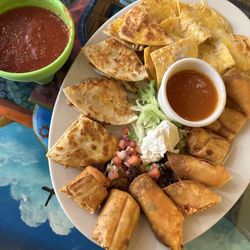 La Fuente Mexican Grill - 6. Mexican Sampler