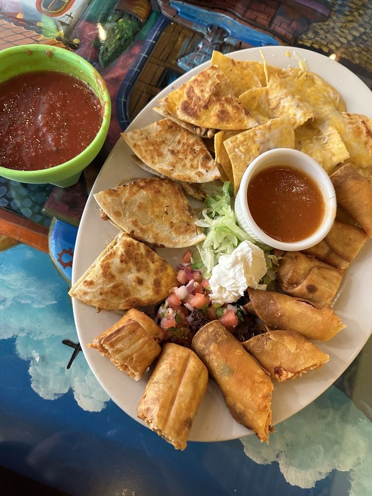 La Fuente Mexican Grill