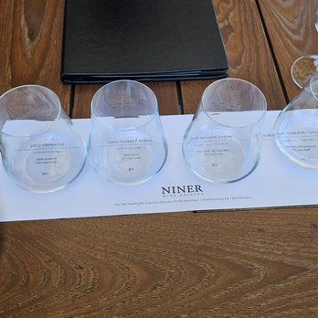 Niner Wine Estates - Wine Tasting Room Near Me - Paso Robles, California