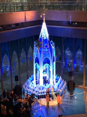 Marunouchi Building by null