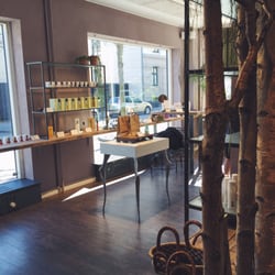 Beauty Avenue - Receptionen, med masser af produkter