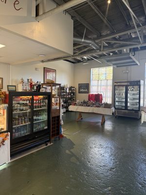 Tutti’s Italian Market & Deli by null