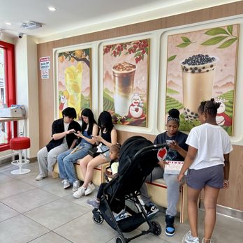 Mixue - Inside - Bubble Tea Near Me - New York, New York Mixue - Inside - Bubble Tea Near Me - New York, New York