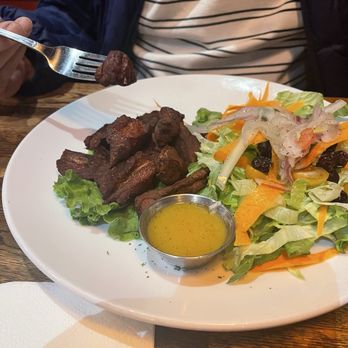 El Criollo Restaurant - Carne frita - Caribbean Near Me - Dracut, Massachusetts