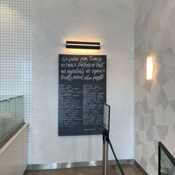 sweetgreen - Healthy Salads, Wraps, and Bowls - Salad Near Me - Forth Worth, Texas