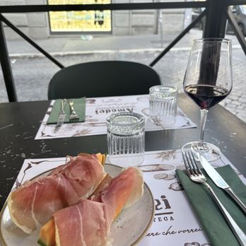 Amodei Banco & Bottega - Yummy! - Beer, Wine & Spirits Near Me - Rome, RM Amodei Banco & Bottega - Yummy! - Beer, Wine & Spirits Near Me - Rome, RM