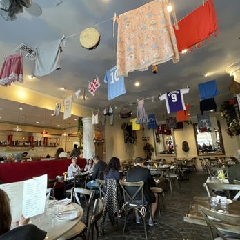 Trattoria Da Sofia - seating inside - Italian Near Me - San Diego, California Trattoria Da Sofia - seating inside - Italian Near Me - San Diego, California